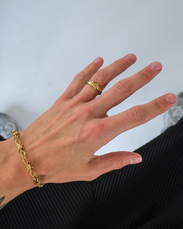 BARBED WIRE RING GOLD - UNSHINEBAR