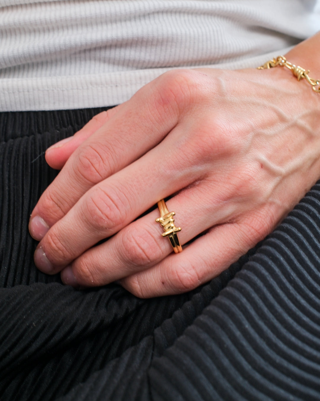 BARBED WIRE RING IN GOLD - UNSHINEBAR