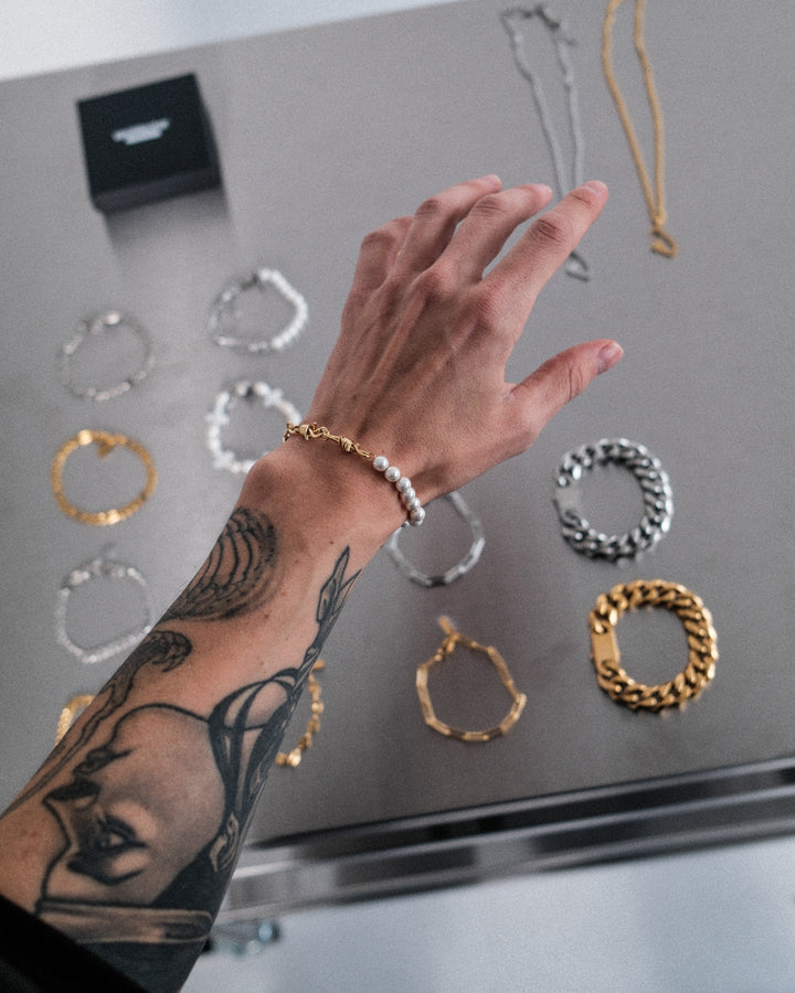 Pulsera Perlas Barbed Wire (Oro)