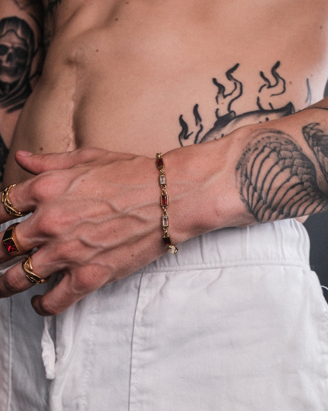 Red Lava Gemstone Bracelet (Gold)